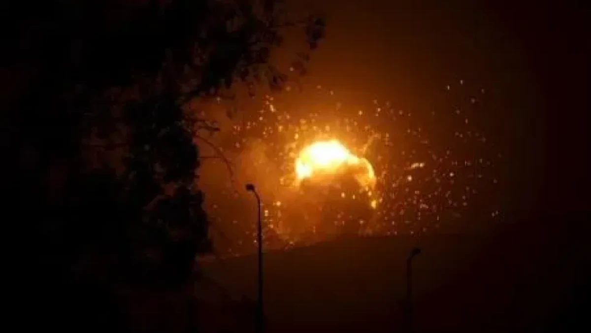 23قتيلا في ضربة جوية دمرت مصنعا باليمن - العالم : الخبر
