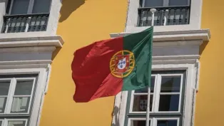 علم البرتغال، الصورة: وكالات