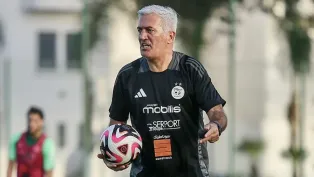 الناخب الوطني، فلاديمير بيتكوفيتش، في احدى الحصص التدريبية، الصورة: "الفاف".