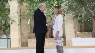 رئيس الجمهورية، عبد المجيد تبون، رفقة رئيسة مجلس الوزراء الإيطالي، جورجيا ميلوني، الصورة: رئاسة الجمهورية (أرشيف).