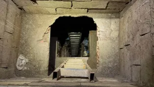 مدخل نفق يبلغ طوله 50 مترا، اكتشف بجيب سبتة الإسباني، في 19 شباط/فبراير 2025، الصورة: أ.ف.ب