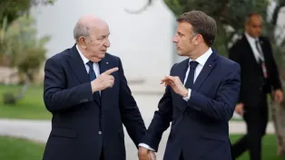 رئيس الجمهورية، عبد المجيد تبون (على اليسار) رفقة الرئيس الفرنسي، إيمانويل ماكرون، الصورة: ح.م.