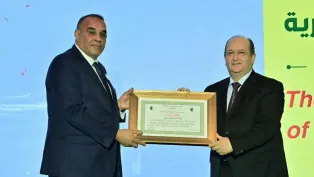 الوزير الأول، سيفي غريب (على يمين)، الصورة: ح.م.