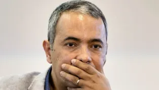 الكتاب الجزائري الحامل للجنسية الفرنسية كمال داود. الصورة: ح.م