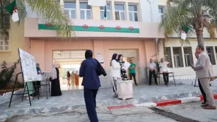 الصورة: حمزة كالي "الخبر"