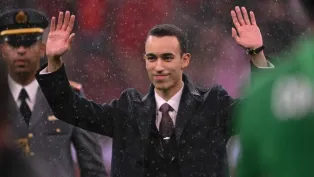 ولي العهد، الحسن الثالث، خلال افتتاحه كأس إفريقيا للأمم 2025، الصورة: سيباستيان بوزون "وأف"