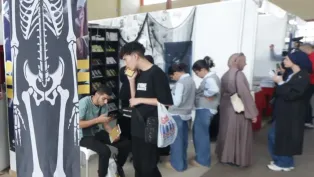 جانب من الصالون الدولي للكتاب ص:حمزة كالي.