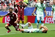 صورة: فرحة اللاعب ذو الأصول الجزائرية بوعلام خوخي