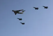 صورة: سماء نيامي تستقبل "السوخوي" الجزائرية (وزارة الدفاع الوطني)