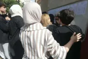 الصورة: اعلان نتائج البيام، تصوير: حمزة كالي (الخبر)