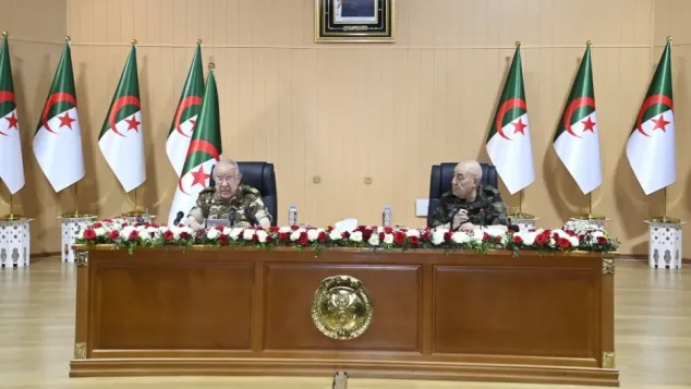 صورة: الفريق أول السعيد شنقريحة خلال إلقاءه كلمة بالناحية العسكرية الخامسة (وزارة الدفاع الوطني)