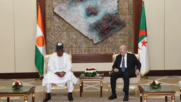 الرئيسان عبد المجيد تبون وعبد الرحمن تياني. ص: رئاسة الجمهورية. (فايسبوك)